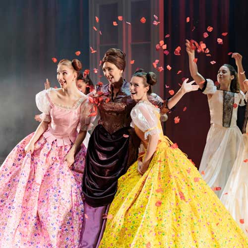 500px_Cinderella_Das_Musical_Bild_03_Credit_Michael_Böhmländer.jpg