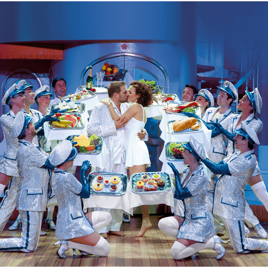 ich-war-noch-niemals-in-new-york-musical-foto-03_1080x1080.jpg